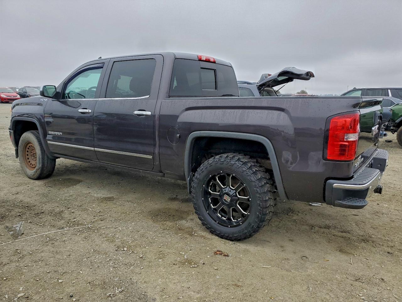 GMC SIERRA K1500 SLT