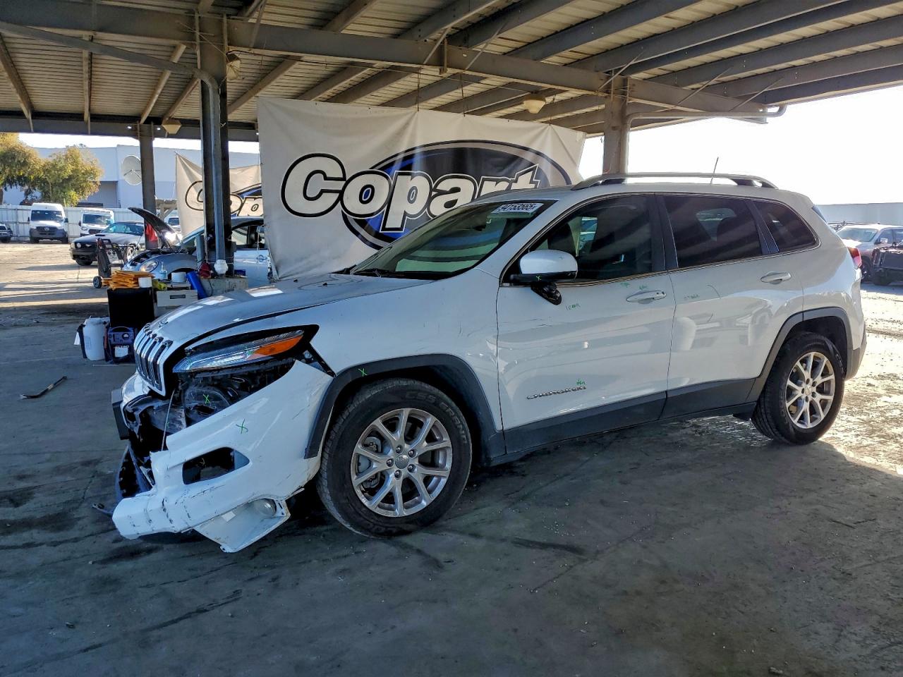 JEEP GRAND CHEROKEE LATITUDE