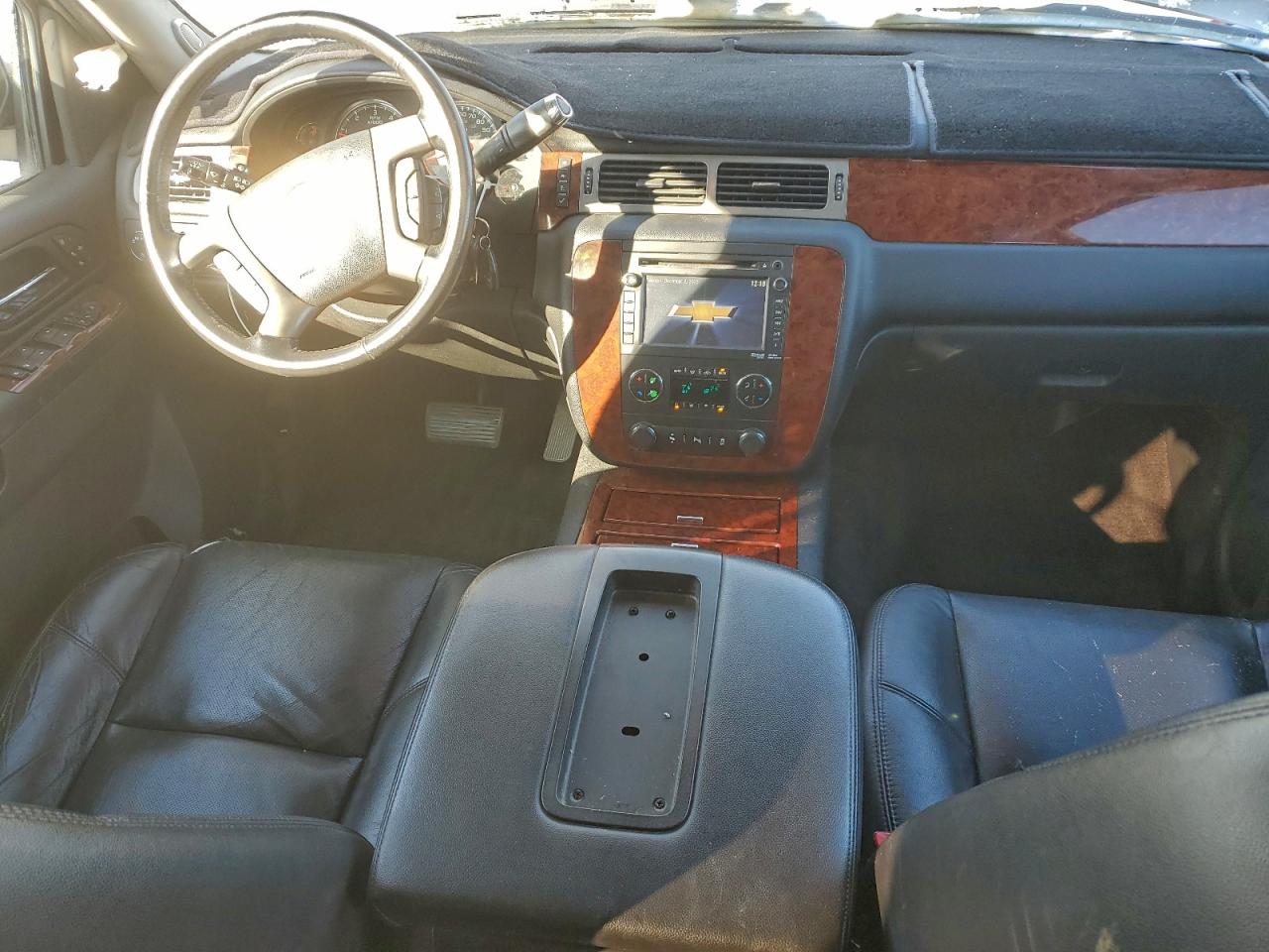 CHEVROLET SUBURBAN K1500 LTZ