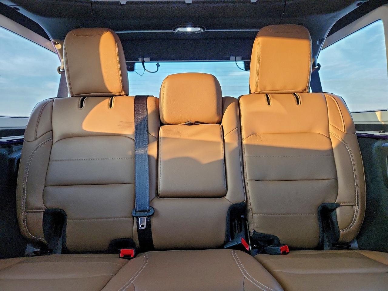 JEEP WRANGLER SAHARA