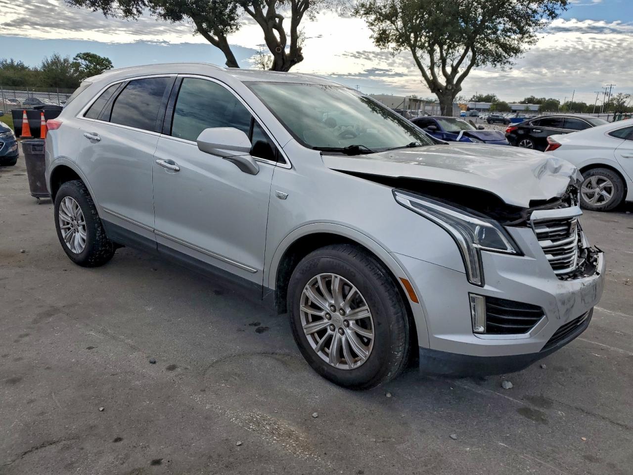 CADILLAC XT5