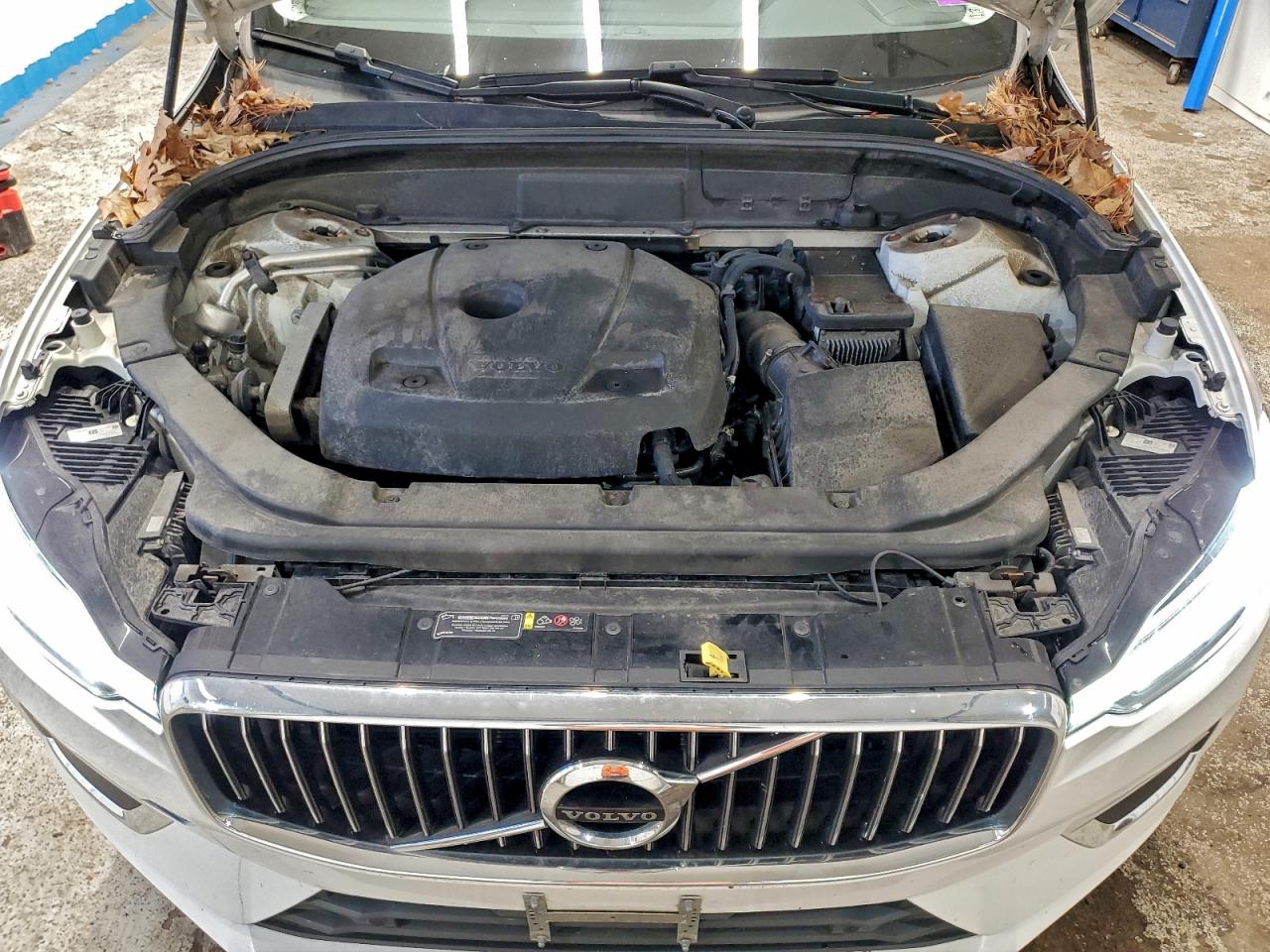 VOLVO XC60 T5 INSCRIPTION