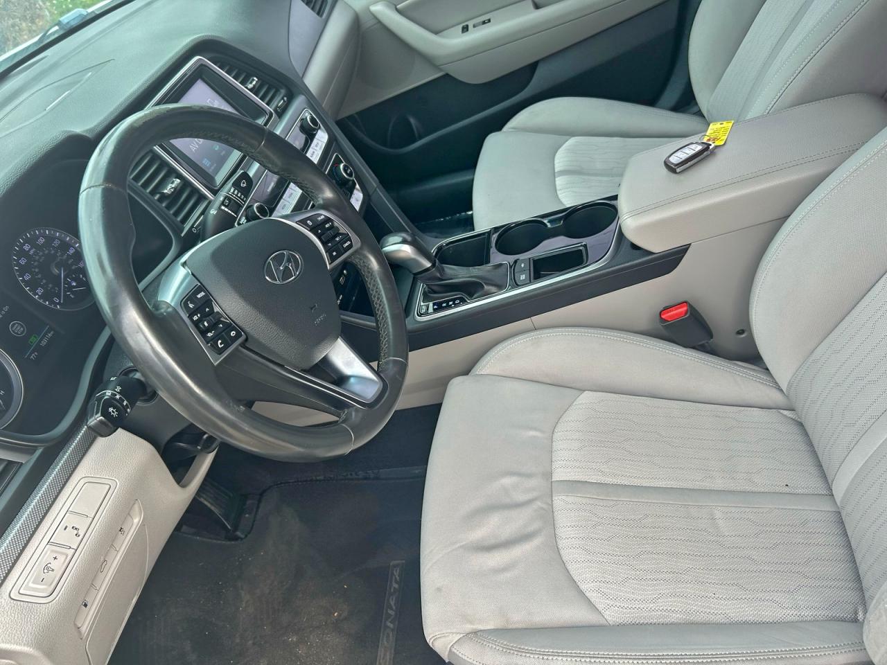 HYUNDAI SONATA PLUG-IN HYBRID