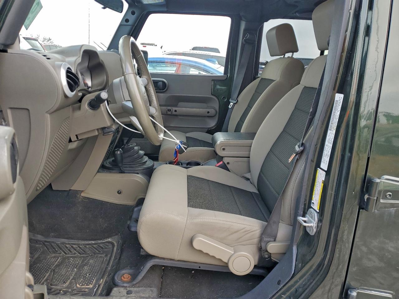 JEEP WRANGLER SAHARA