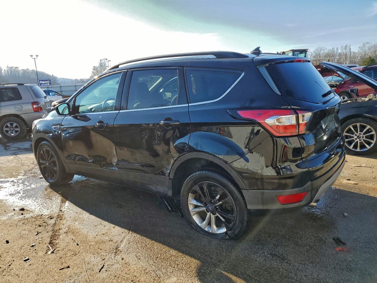 FORD ESCAPE SE