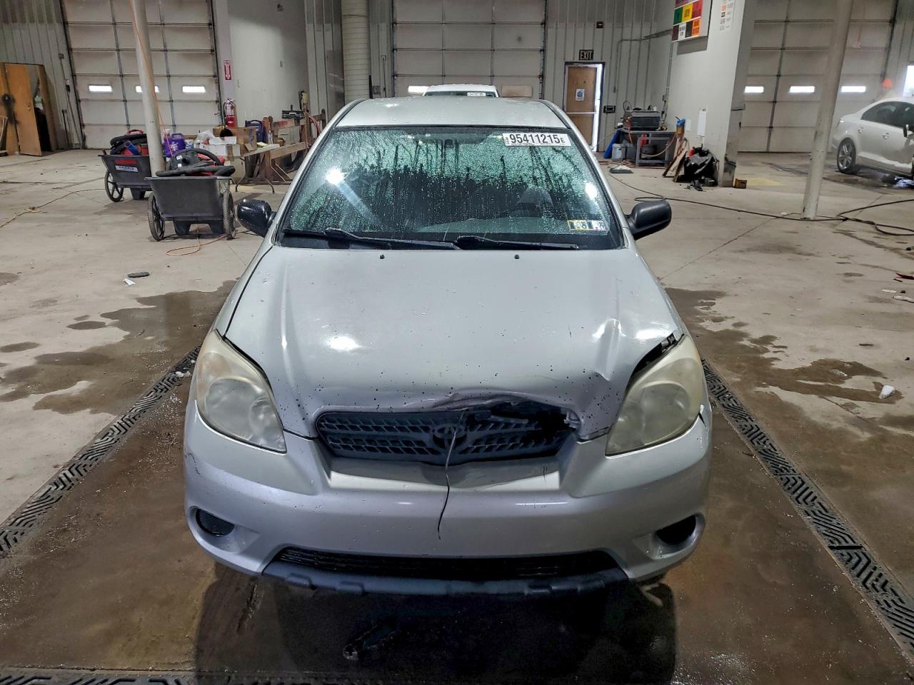 Lot #3311696277 2003 TOYOTA MATRIX