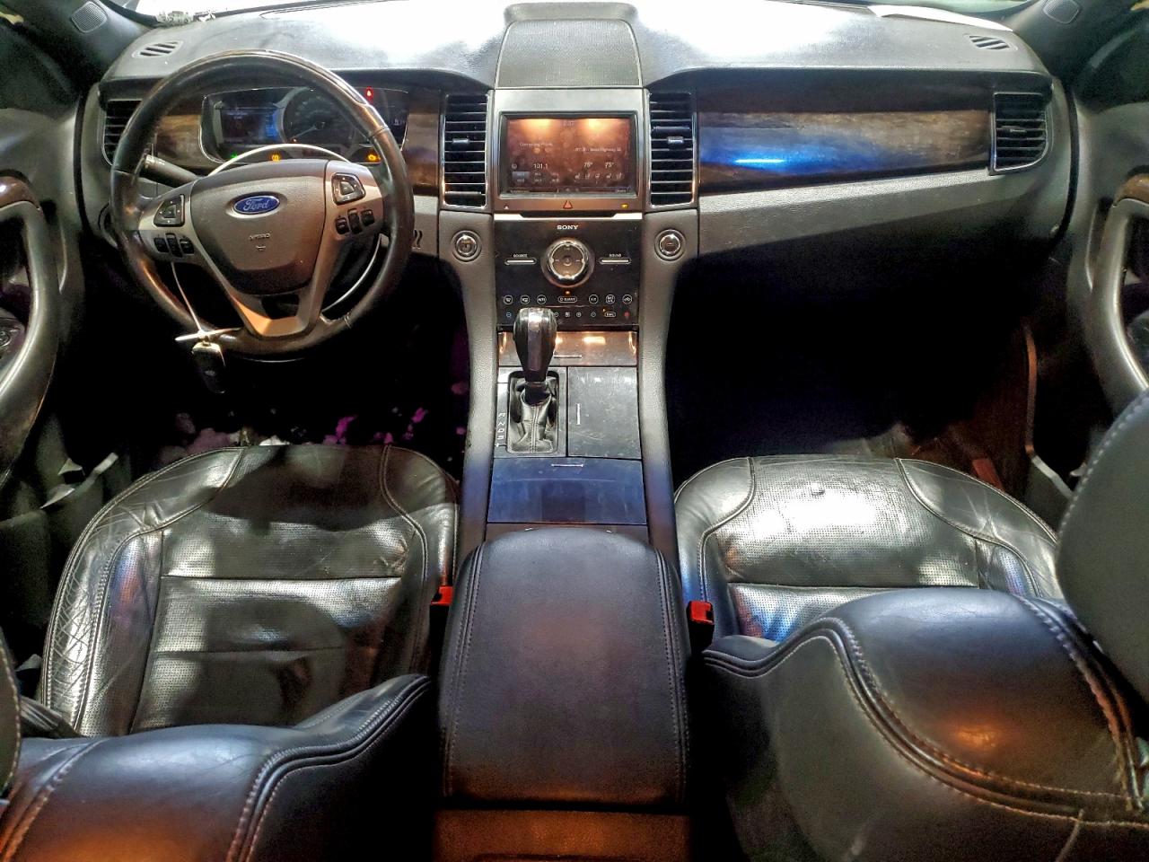 Lot #3317760092 2015 FORD TAURUS LIM