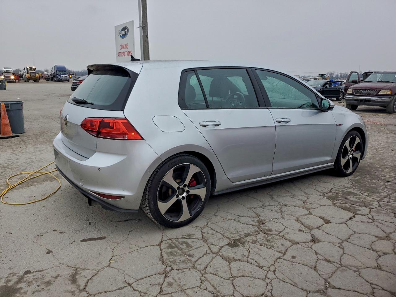 VOLKSWAGEN GOLF GTI S/SE