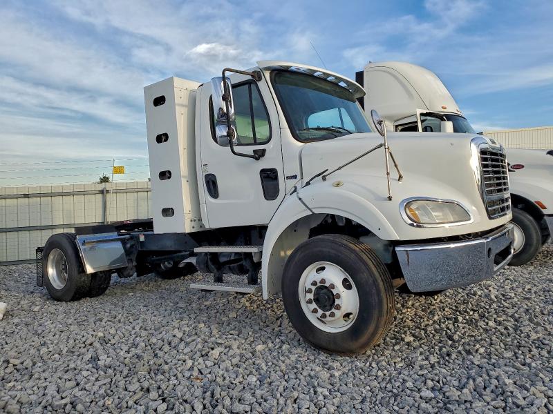 2013 FREIGHTLINER M2 112 MED #3310564071