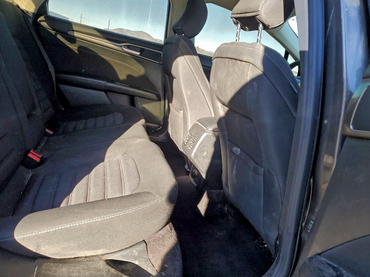 FORD FUSION SE HYBRID