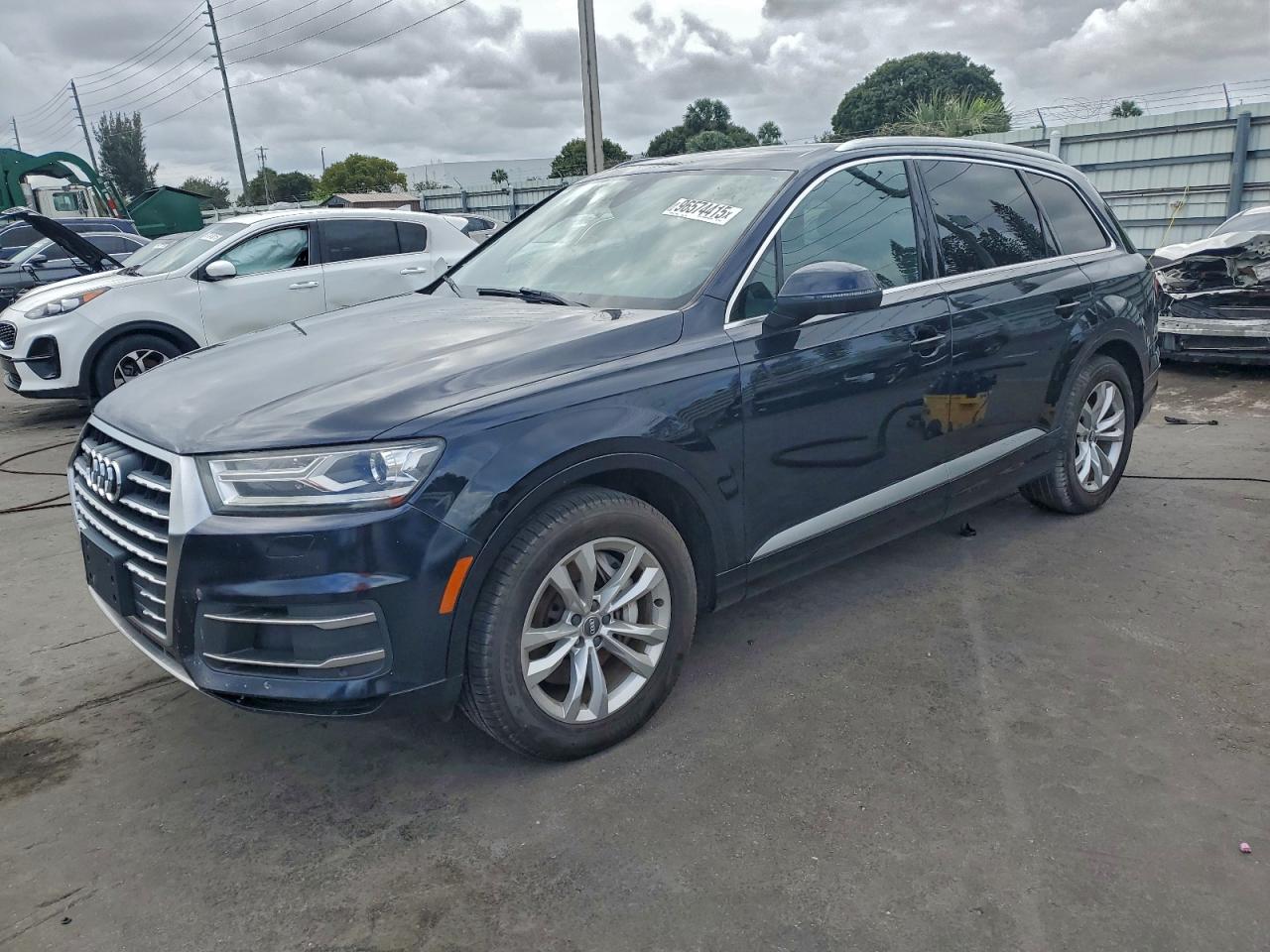 AUDI Q7 PREMIUM PLUS