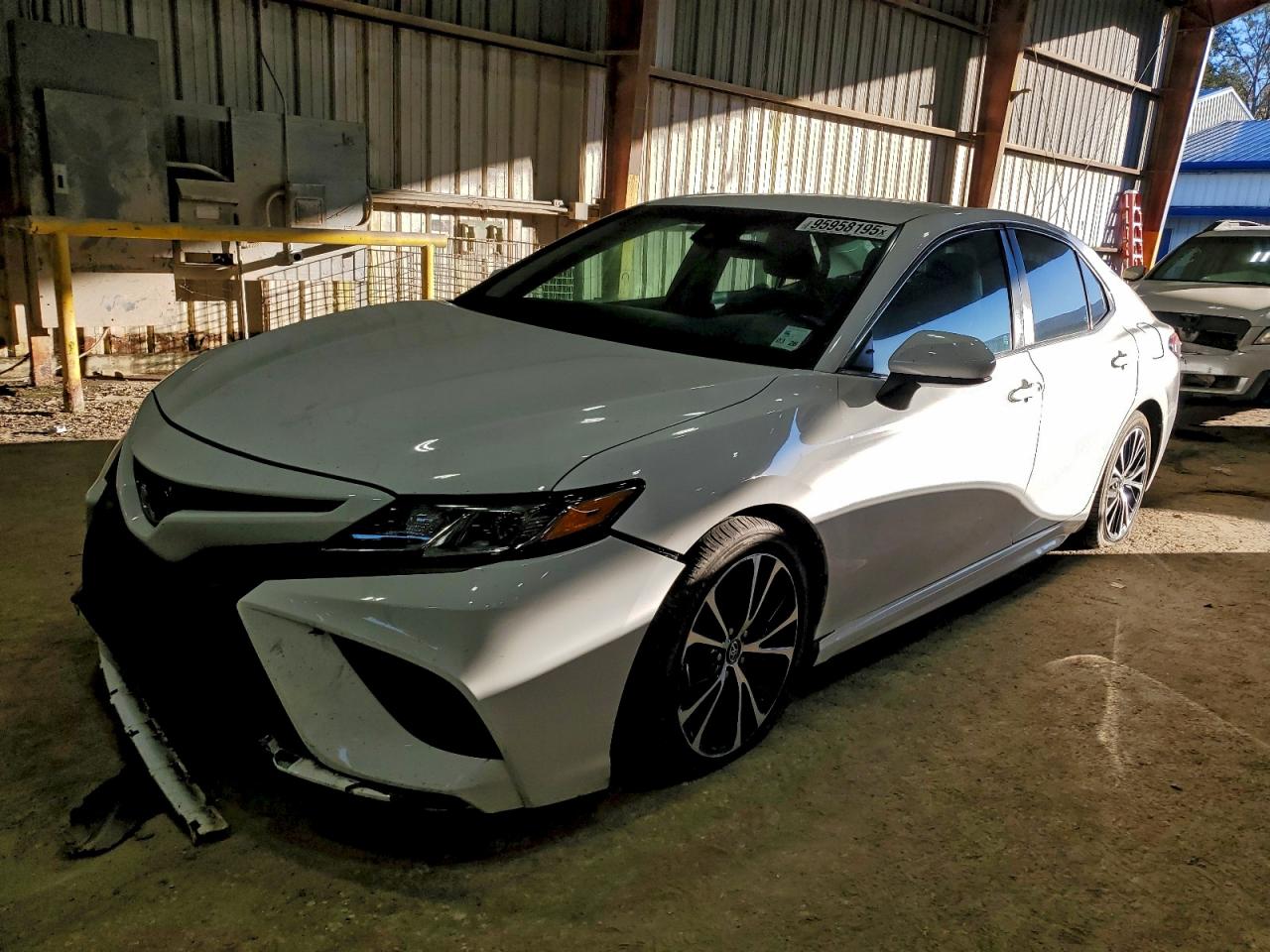 TOYOTA CAMRY L