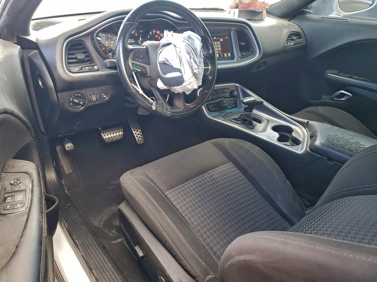 DODGE CHALLENGER SXT