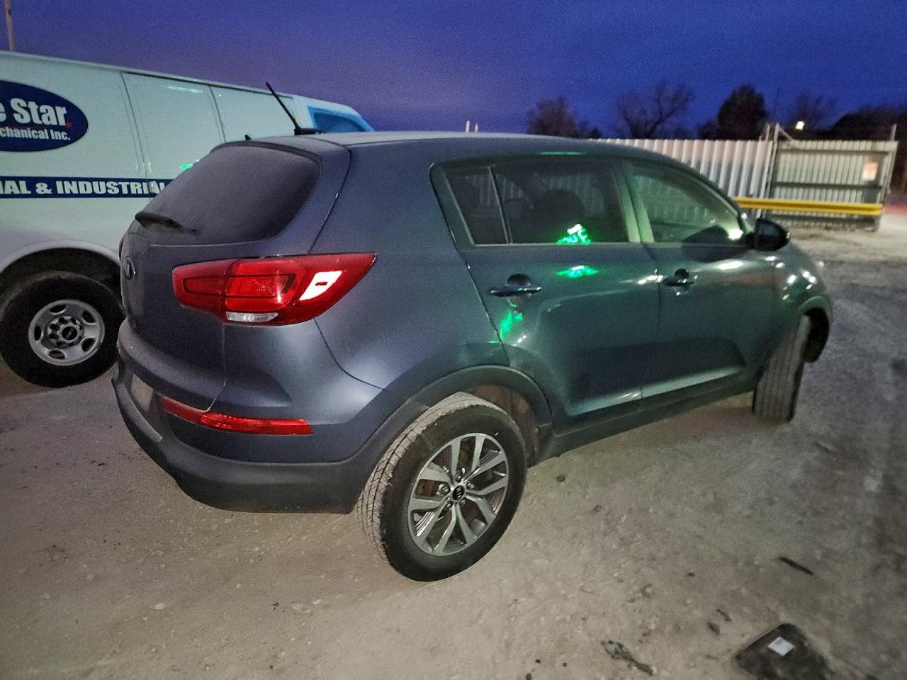 KIA SPORTAGE LX