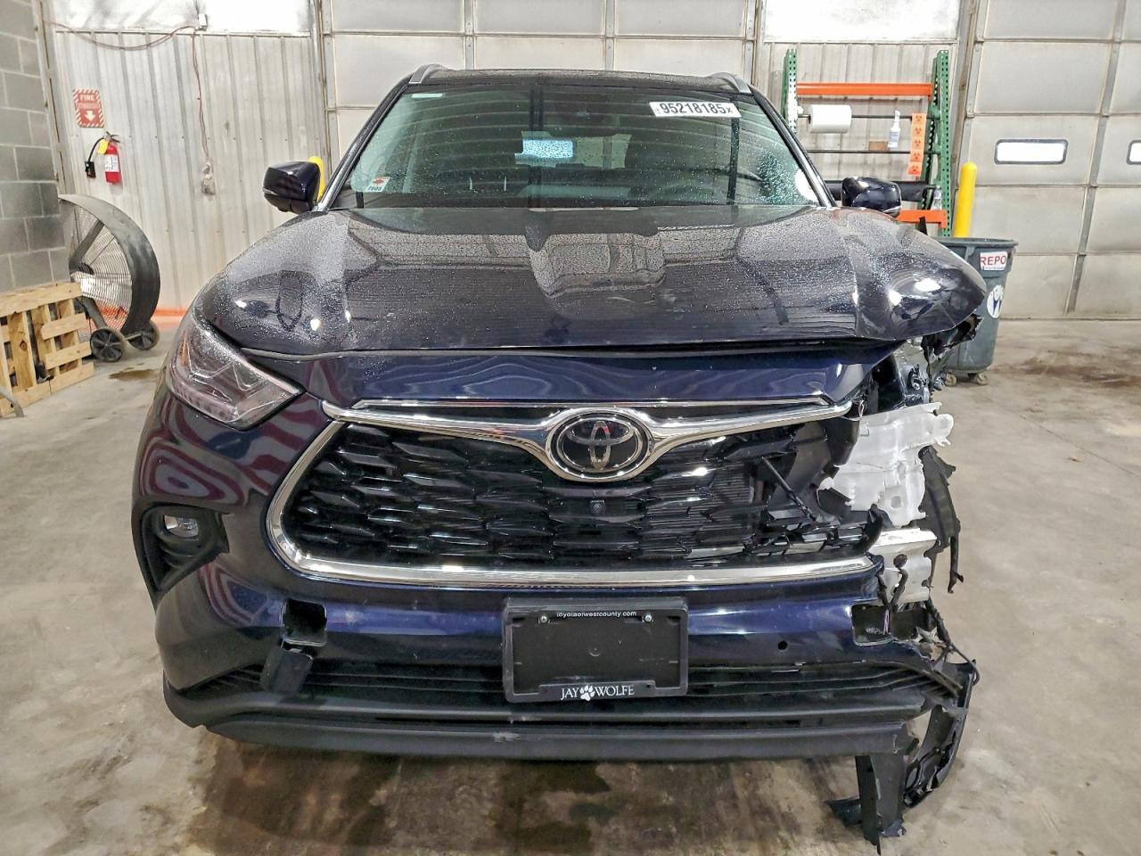 TOYOTA HIGHLANDER LE