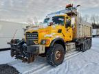 Lot #3309115155 2004 MACK 700 CV700