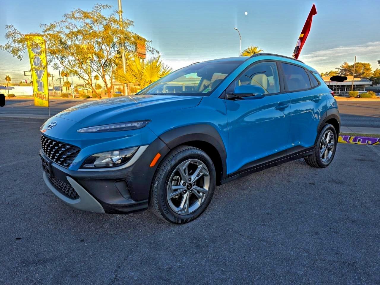 Lot #3303647932 2023 HYUNDAI KONA SEL