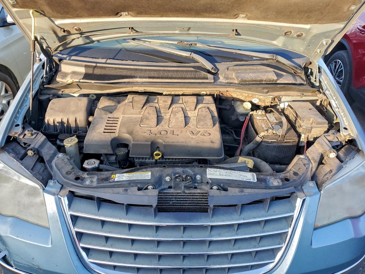 Lot #3309412995 2010 CHRYSLER TOWN & COU