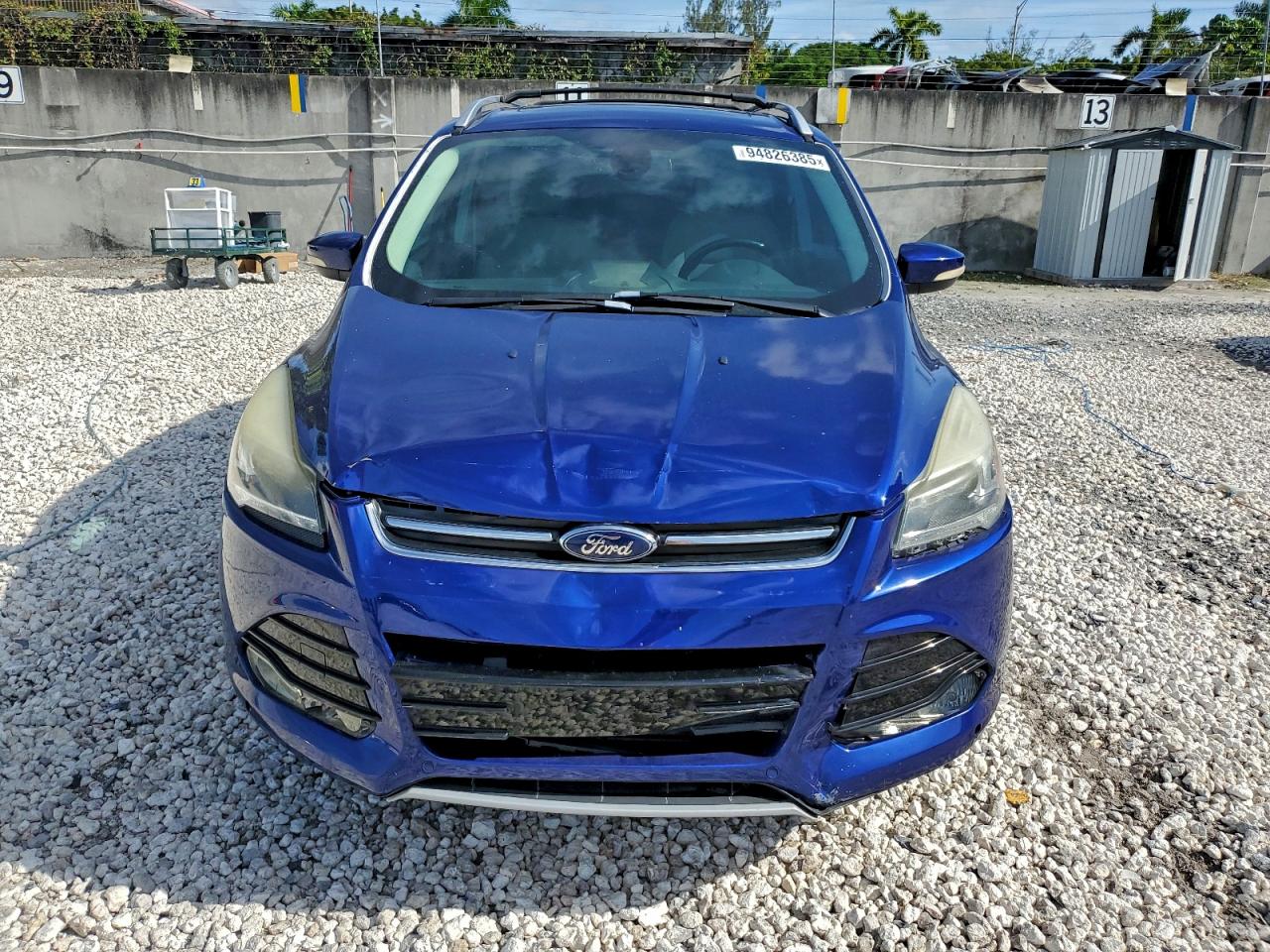 FORD ESCAPE TITANIUM