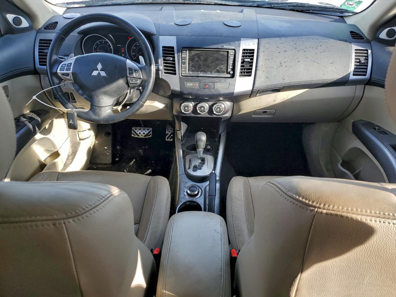 MITSUBISHI OUTLANDER GT