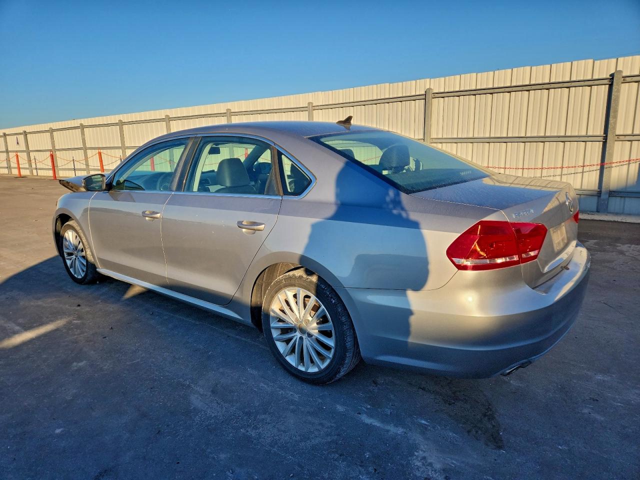 VOLKSWAGEN PASSAT SE