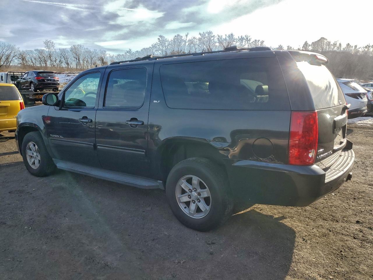 GMC YUKON K1500 SLT