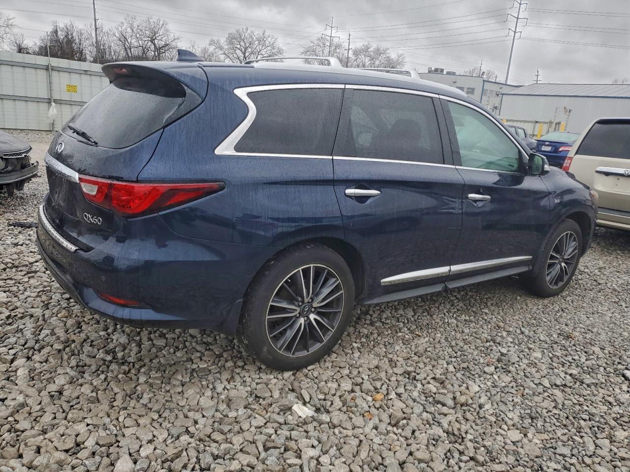 INFINITI QX60