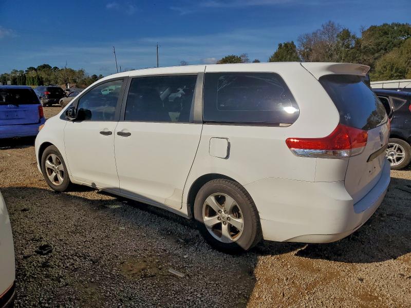 2011 TOYOTA SIENNA #3310420956