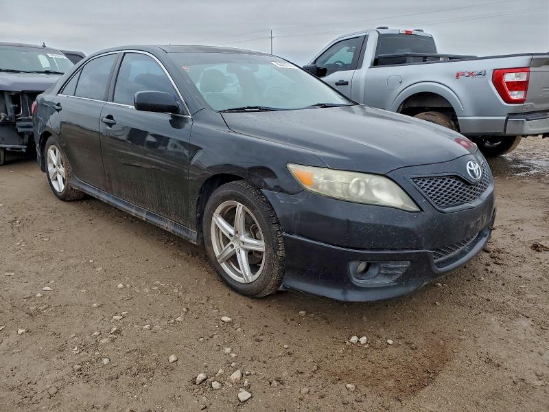 2011 TOYOTA CAMRY SE #3303845511