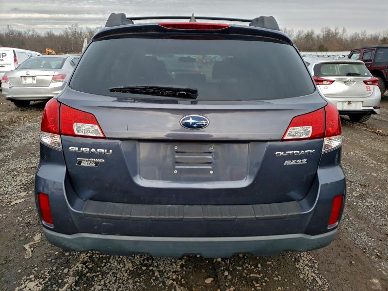 2014 SUBARU OUTBACK 2. #3304724944
