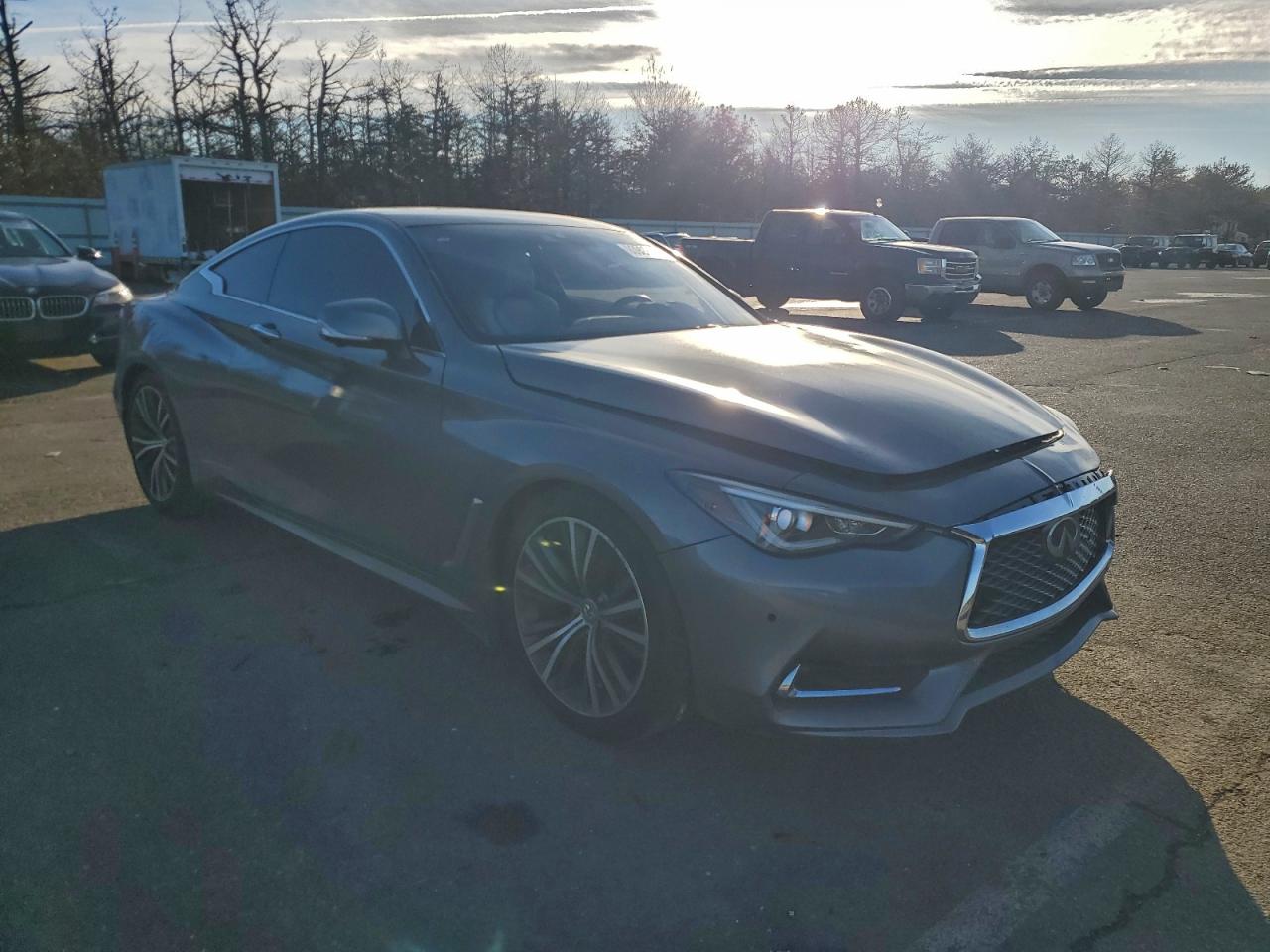 INFINITI Q60 PREMIUM