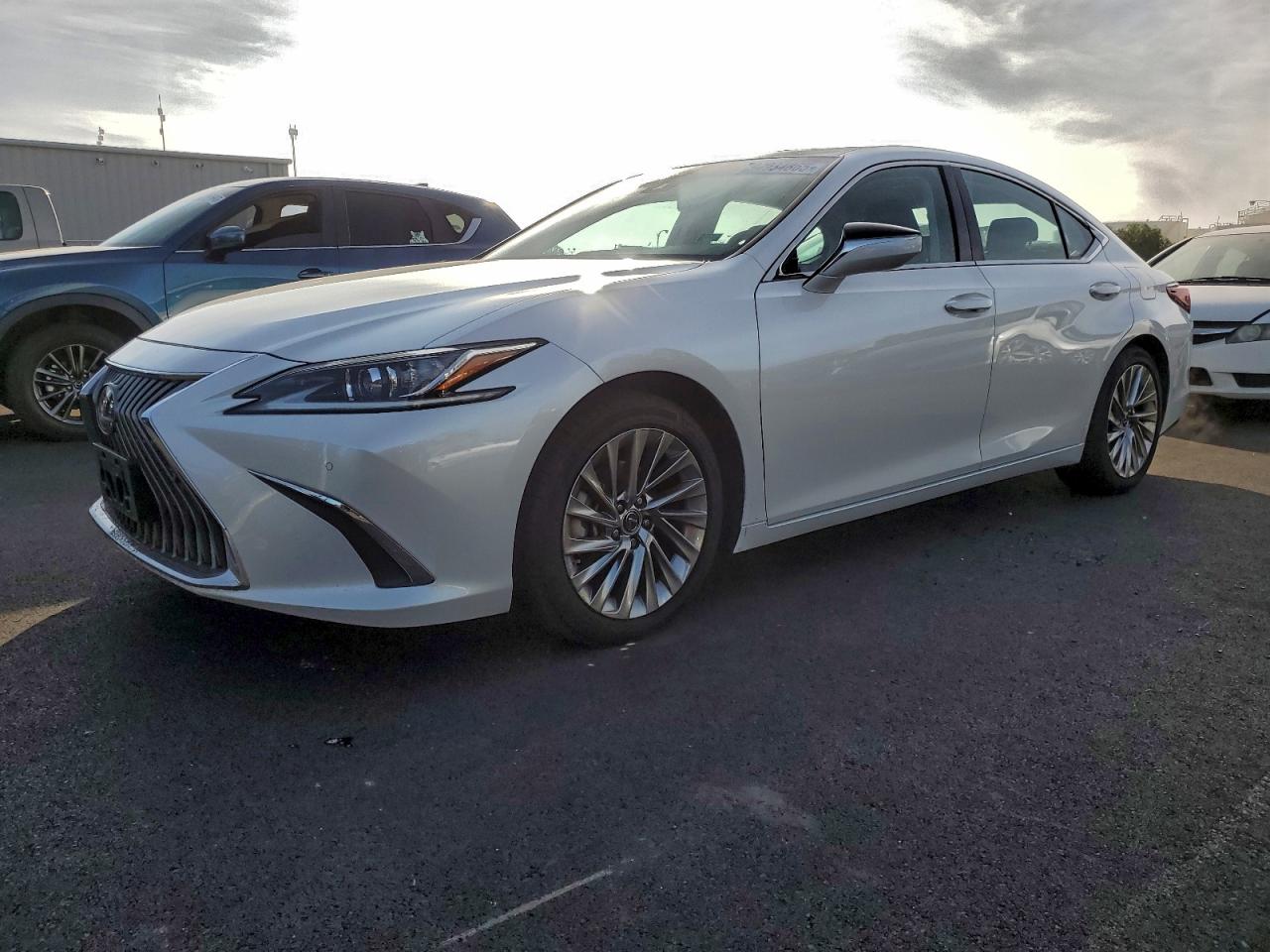LEXUS ES 350 LUXURY