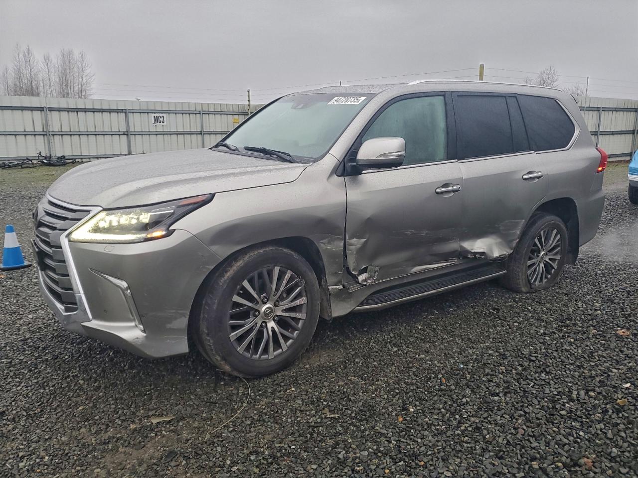 LEXUS LX 570