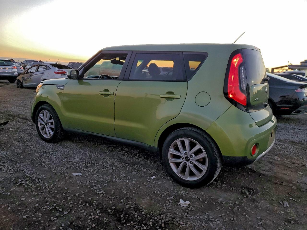 KIA SOUL +