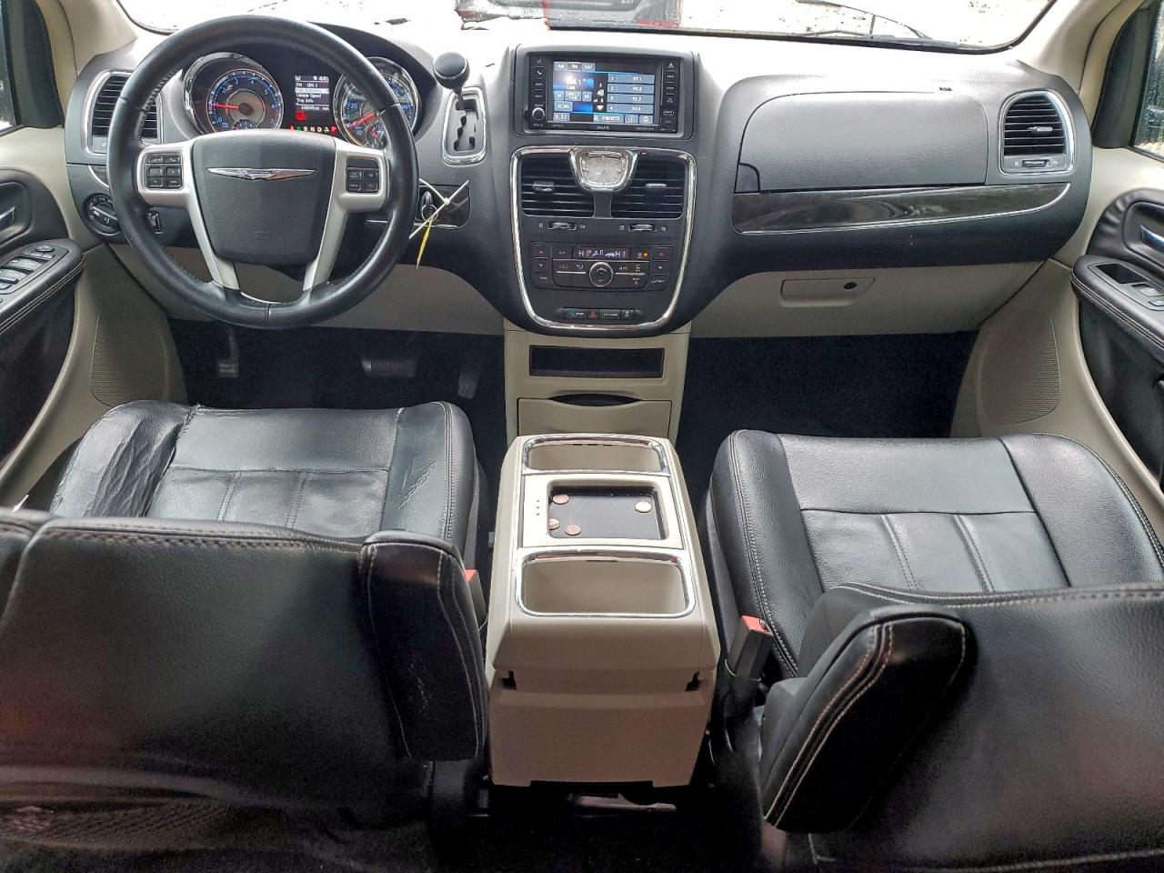 CHRYSLER TOWN & COUNTRY TOURING