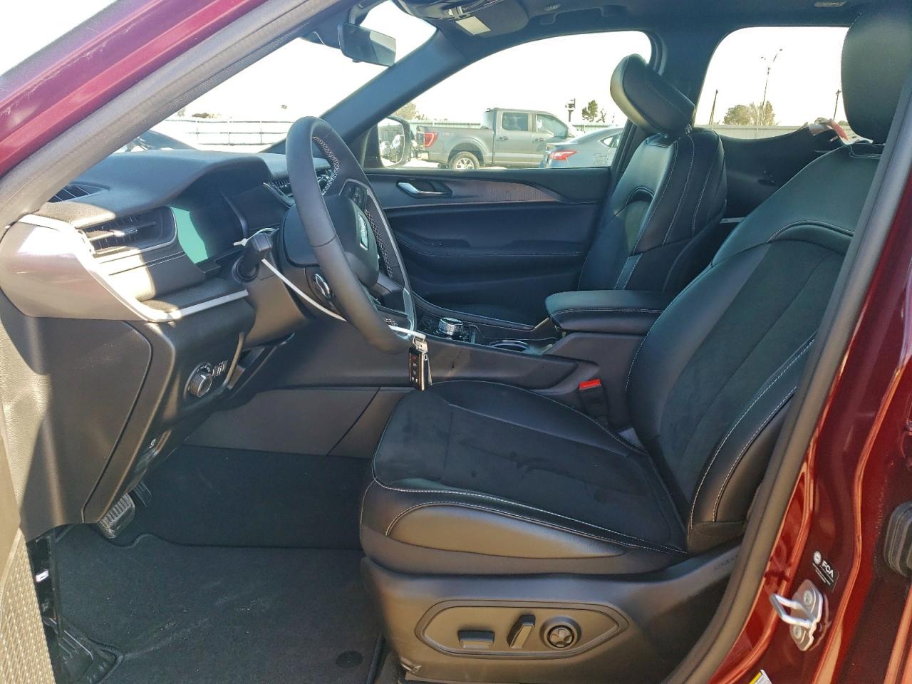 JEEP GRAND CHEROKEE LAREDO