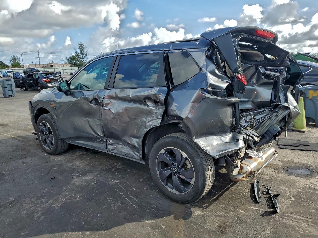 Lot #3302704013 2025 NISSAN ROGUE SV