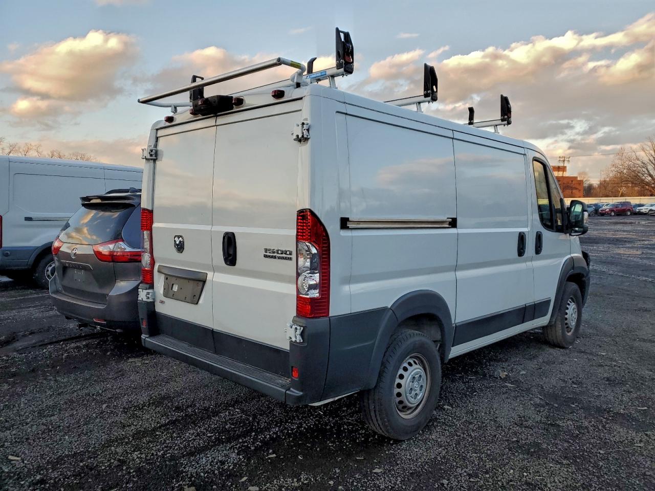 RAM PROMASTER 1500 STANDARD
