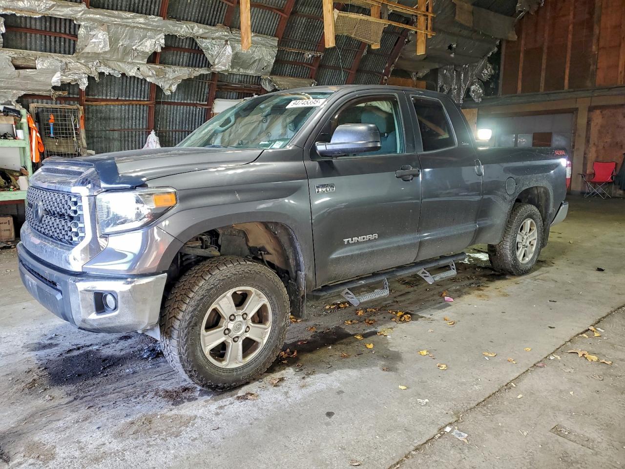 TOYOTA TUNDRA DOUBLE CAB SR