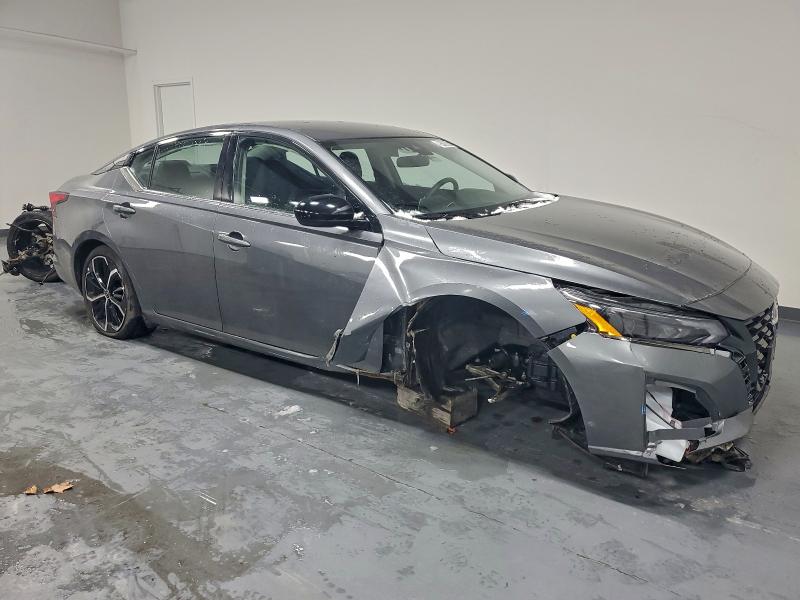 2025 NISSAN ALTIMA SR #3316842669