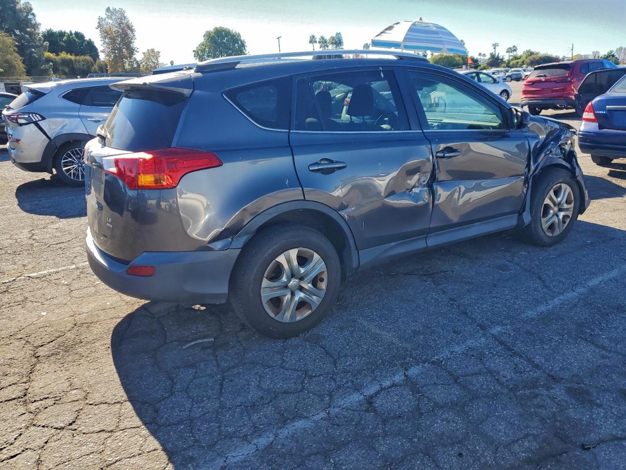 TOYOTA RAV4 LE