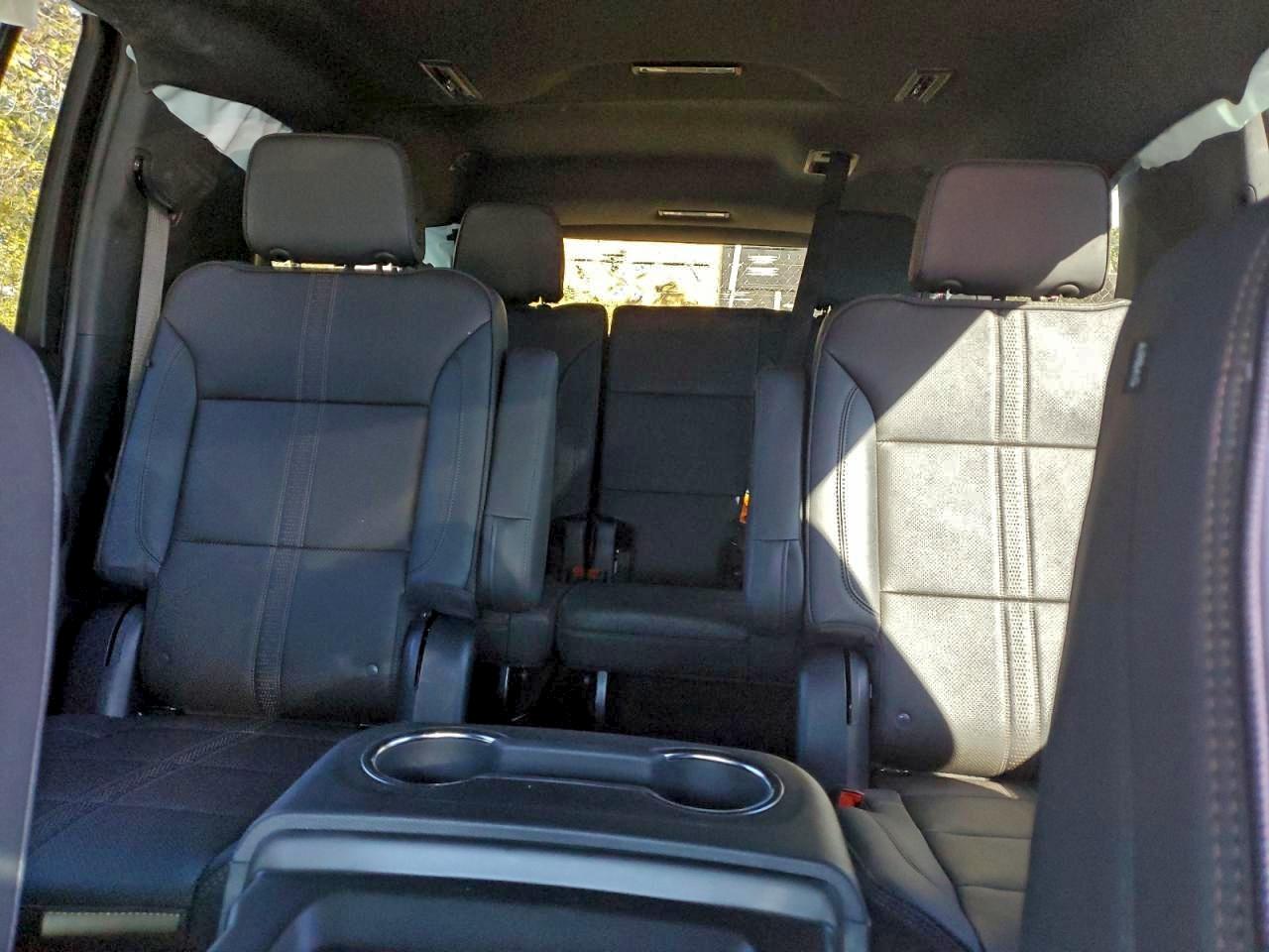 CHEVROLET SUBURBAN K1500 HIGH COUNTRY