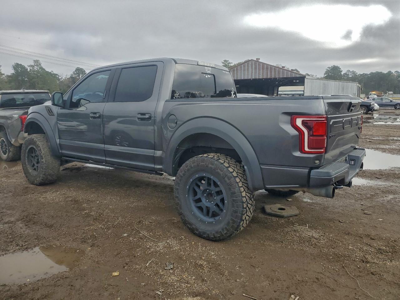 FORD F-150 RAPTOR