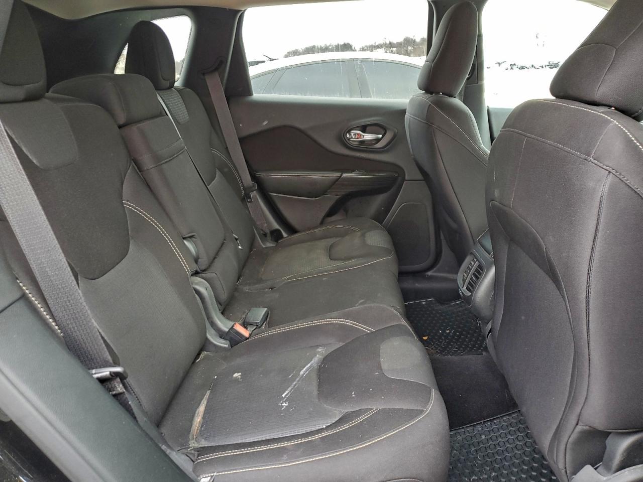 JEEP GRAND CHEROKEE LATITUDE