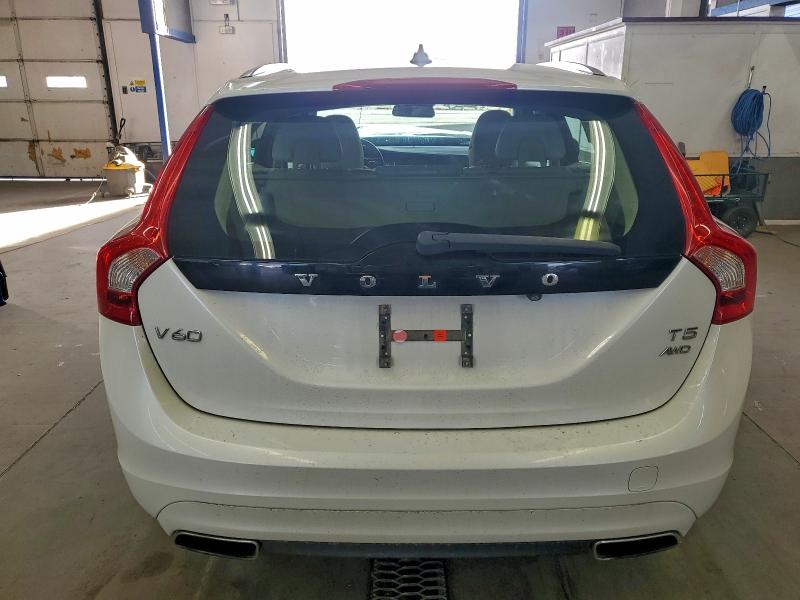 2015 VOLVO V60 PREMIE #3317084009