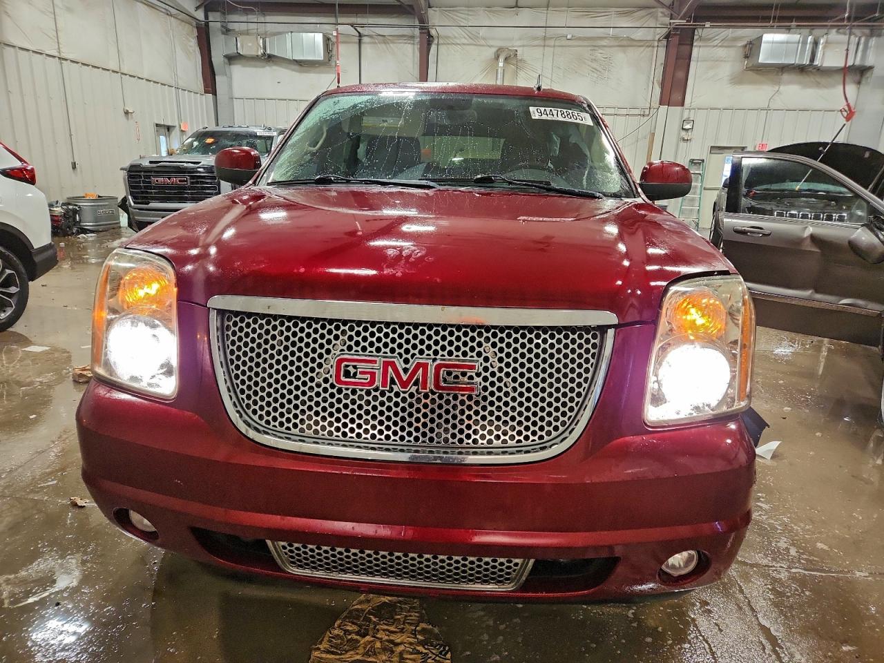 GMC YUKON DENALI