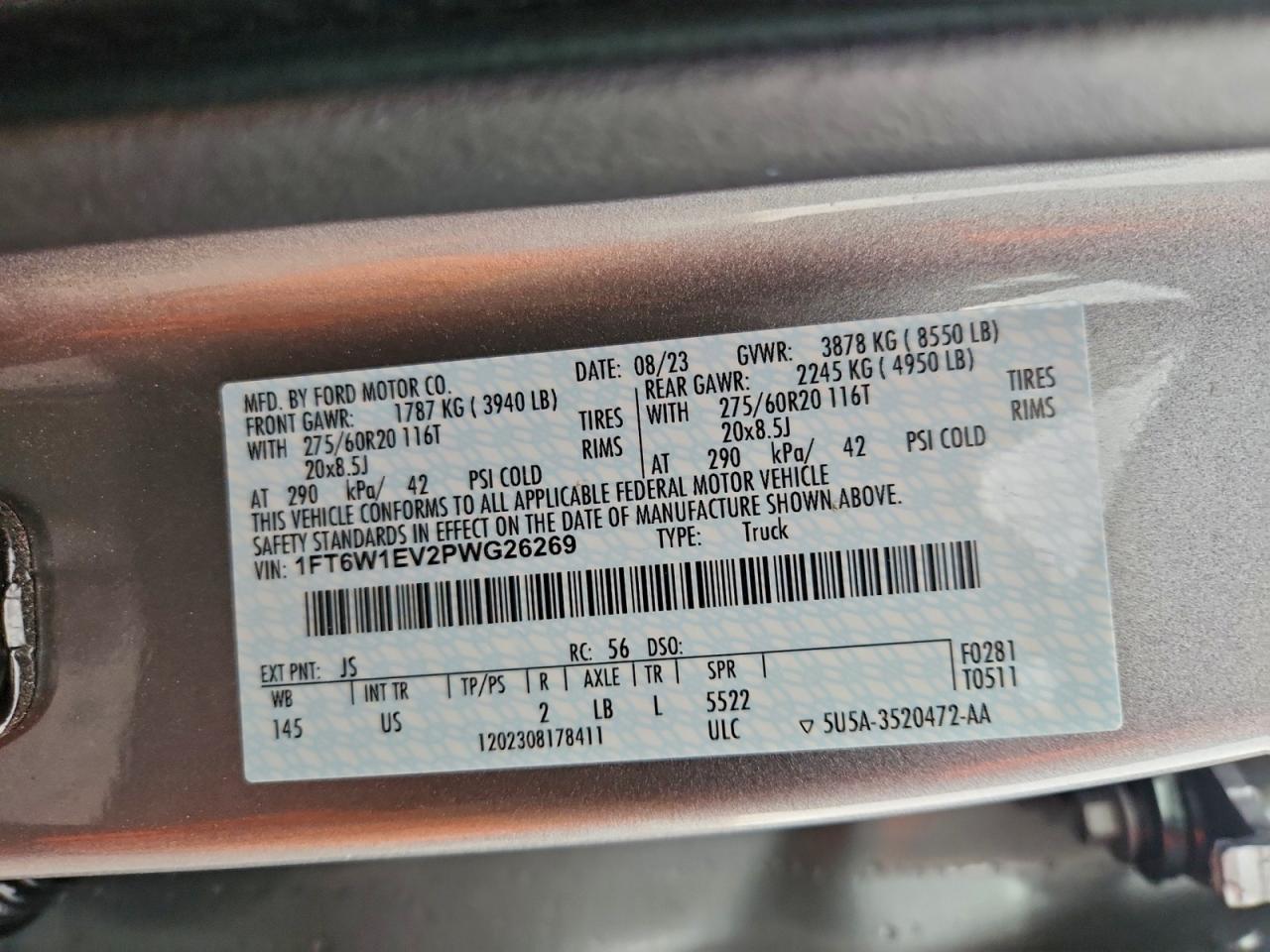 FORD F-150 LIGHTNING PRO