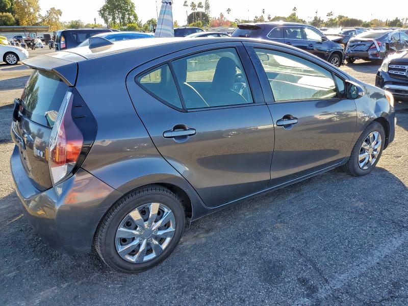 2015 TOYOTA PRIUS C #3304530479