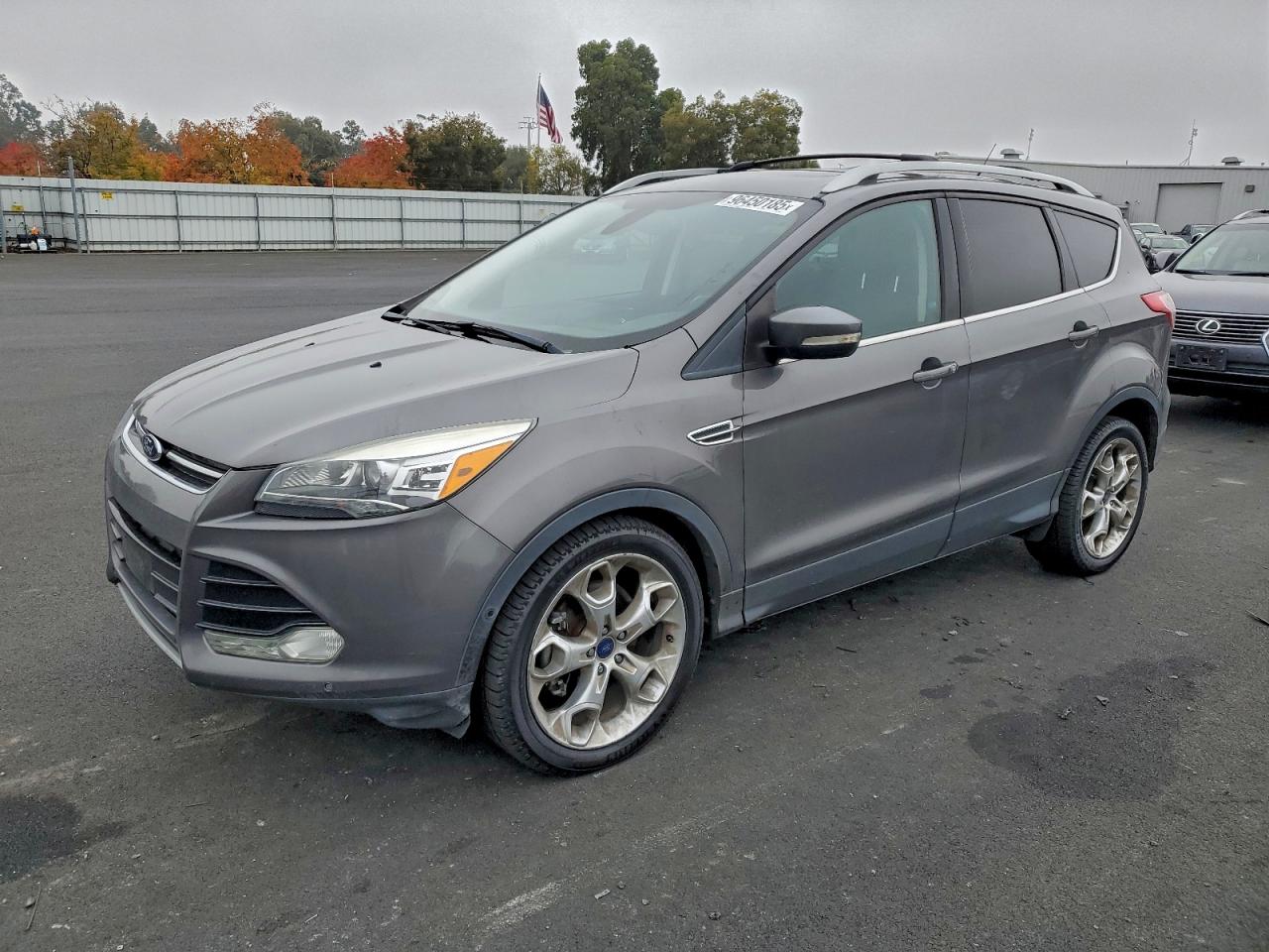 FORD ESCAPE TITANIUM
