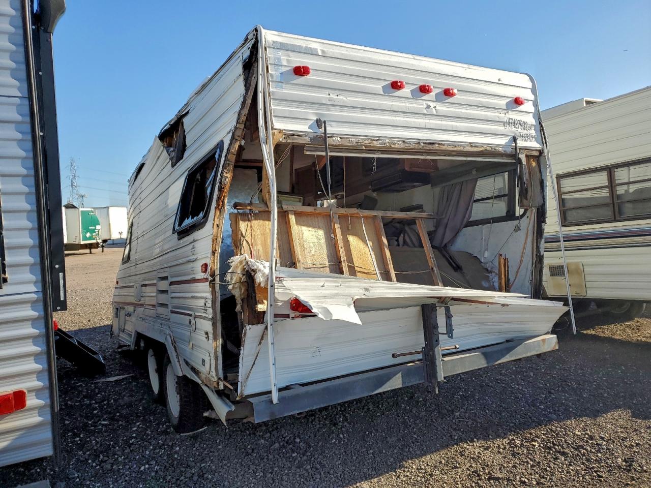 Lot #3311799223 1997 FOUR WINDS CAMPER